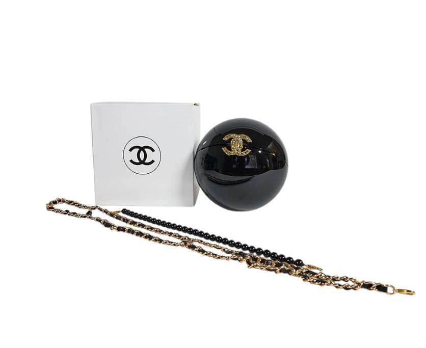 Chanel Vip Gift Plexiglas Black Pearl Minaudiere Dubai 2016